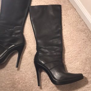 Size 8.5  Black Steve Madden Boots